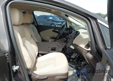 2016 Buick Verano Convenience Group из США, поврежденный, VIN 1G4PR5SK7G4110834